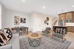 4353 N Richmond Ave, Chicago, IL 60618 - Photo 5