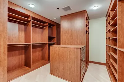 270 E Pearson Street #1402, Chicago, IL 60611 - Photo 23