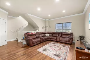 337 Lakeshore Dr, Oswego, IL 60543 - Photo 3