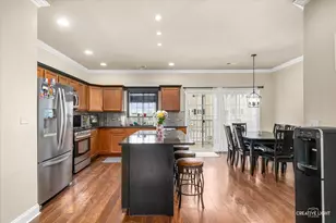 337 Lakeshore Dr, Oswego, IL 60543 - Photo 5