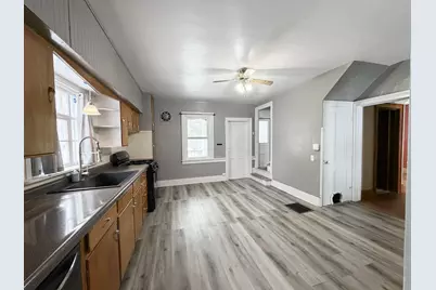 1440 S Chicago Avenue, Freeport, IL 61032 - Photo 5