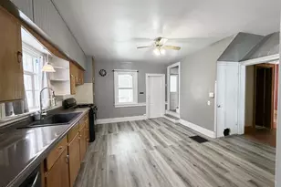 1440 S Chicago Ave, Freeport, IL 61032 - Photo 5