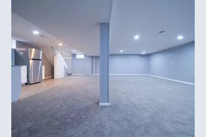 8415 Trumbull Avenue, Skokie, IL 60076 - Photo 23