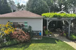 4033 W Waveland Ave, Chicago, IL 60641 - Photo 23