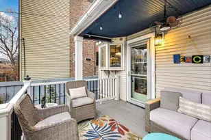 4033 W Waveland Ave, Chicago, IL 60641 - Photo 21