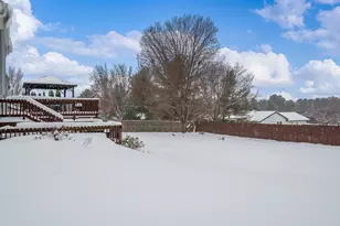 9336 Old Towne Ct, Roscoe, IL 61073 - Photo 7