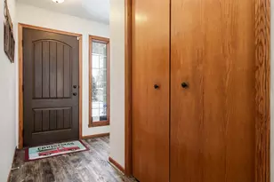 9336 Old Towne Ct, Roscoe, IL 61073 - Photo 15