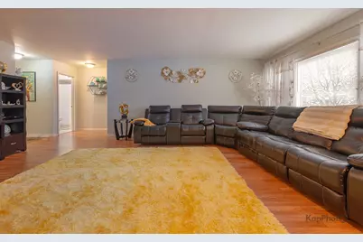 4820 Conrad Street #202, Skokie, IL 60077 - Photo 5