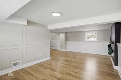 10738 S New England Avenue, Worth, IL 60482 - Photo 23