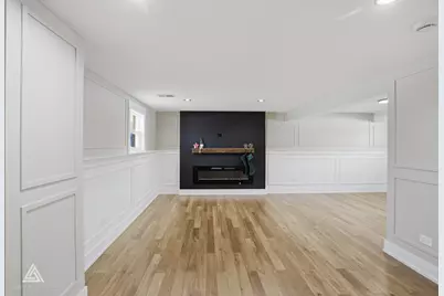 10738 S New England Avenue, Worth, IL 60482 - Photo 21