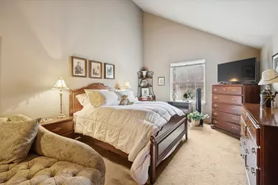 1325 Laurel Oaks Drive, Streamwood, IL 60107 - Photo 13