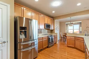 3001 Ravinia Cir, Mundelein, IL 60060 - Photo 9