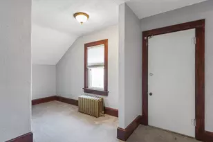 634 13th St, Rockford, IL 61104 - Photo 35