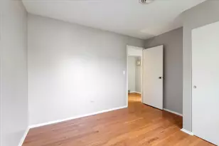 650 Cress Creek Ln, Crystal Lake, IL 60014 - Photo 11