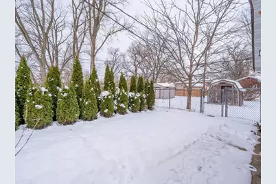 1807 Parklane Avenue, McHenry, IL 60050 - Photo 13