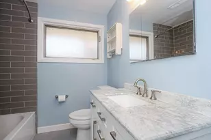 9128 Birch Ave, Morton Grove, IL 60053 - Photo 11