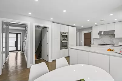 606 Paddock Lane, Libertyville, IL 60048 - Photo 11