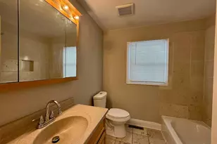 746 N Glenwood Pl, Aurora, IL 60506 - Photo 9