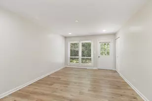 1101 Colony Ct, Streamwood, IL 60107 - Photo 3