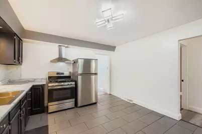 208 Blackstone Street, Thornton, IL 60476 - Photo 7