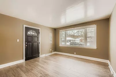 208 Blackstone Street, Thornton, IL 60476 - Photo 17