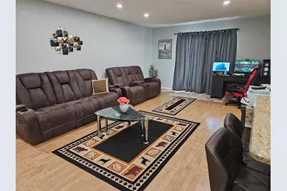 603 E Falcon Drive #104A, Arlington Heights, IL 60005 - Photo 3