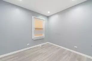 4630 W Montana St, Chicago, IL 60639 - Photo 15