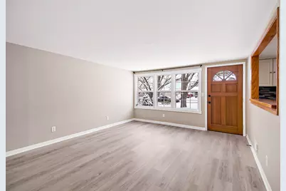 426 W Arlington Lane, Crete, IL 60417 - Photo 3