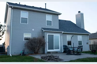 828 Spring Meadow Lane, Malta, IL 60150 - Photo 3