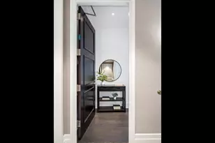 118 E Erie St, Chicago, IL 60611 - Photo 35