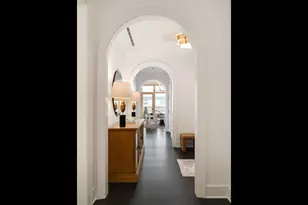 118 E Erie St, Chicago, IL 60611 - Photo 7