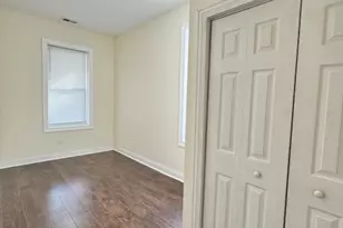 1325 S Komensky Ave, Chicago, IL 60623 - Photo 5