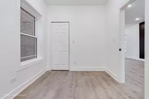 3819 W Arthington St, Chicago, IL 60624 - Photo 29