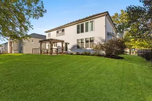 517 Meadowwood Ln, Oswego, IL 60543 - Photo 53