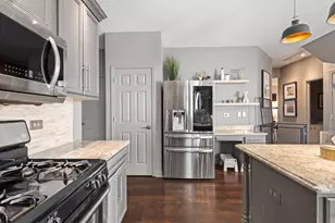 517 Meadowwood Ln, Oswego, IL 60543 - Photo 21