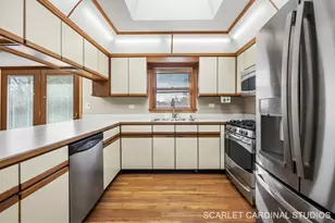 13 W Monterey Ave, Schaumburg, IL 60193 - Photo 7