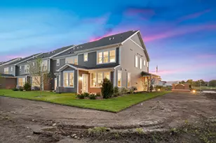 2262 Horseshoe Cir, Naperville, IL 60564 - Photo 3