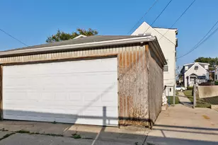 2712 N Oak Park Ave, Chicago, IL 60707 - Photo 25