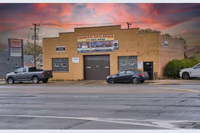 6451 S Cicero Avenue, Chicago, IL 60638 - Photo 1