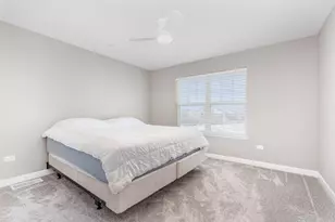 253 Masters Dr, Addison, IL 60101 - Photo 11