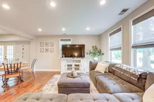 1518 Riverside Ave, Saint Charles, IL 60174 - Photo 3