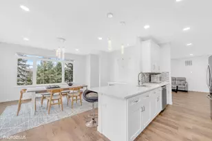 640 McHenry Rd, Wheeling, IL 60090 - Photo 9