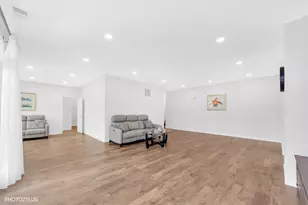 640 McHenry Rd, Wheeling, IL 60090 - Photo 5