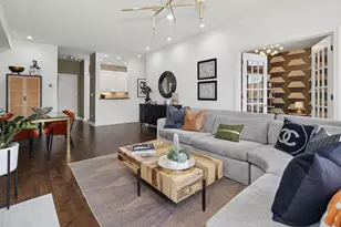 560 W Fulton St, Chicago, IL 60661 - Photo 9