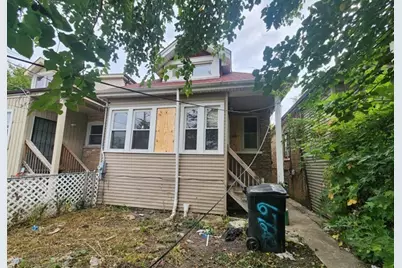 6716 S Bell Avenue, Chicago, IL 60636 - Photo 3