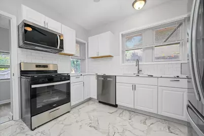 11127 S Wallace Street, Chicago, IL 60628 - Photo 11