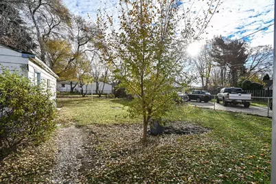 629 S Fulton Avenue, Waukegan, IL 60085 - Photo 25