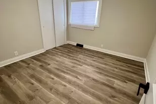 7808 Central Ave, Burbank, IL 60459 - Photo 9