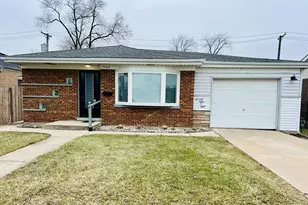 7808 Central Ave, Burbank, IL 60459 - Photo 1