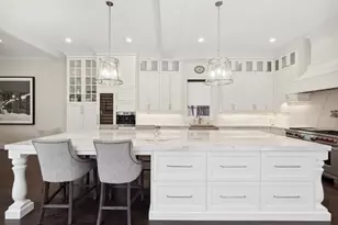 2030 N Honore St, Chicago, IL 60614 - Photo 9